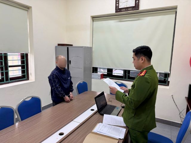 thanh-nien-cuop-giat-tiem-vang