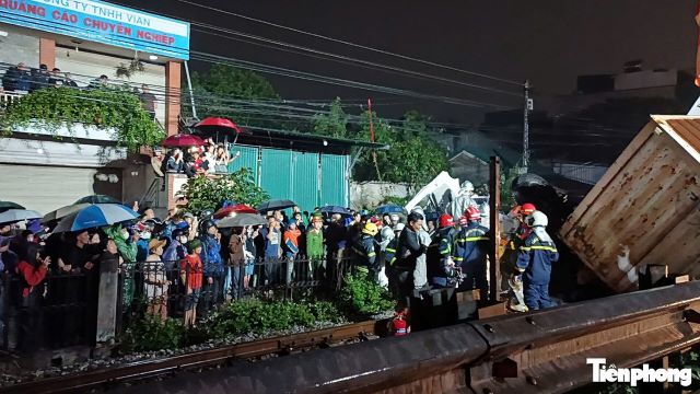 tai-nan-duong-sat-ha-noi