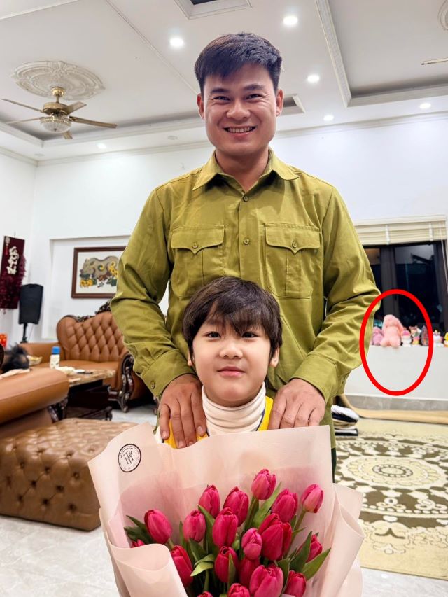 hoa-minzy-cong-khai-chong-dai-uy-2