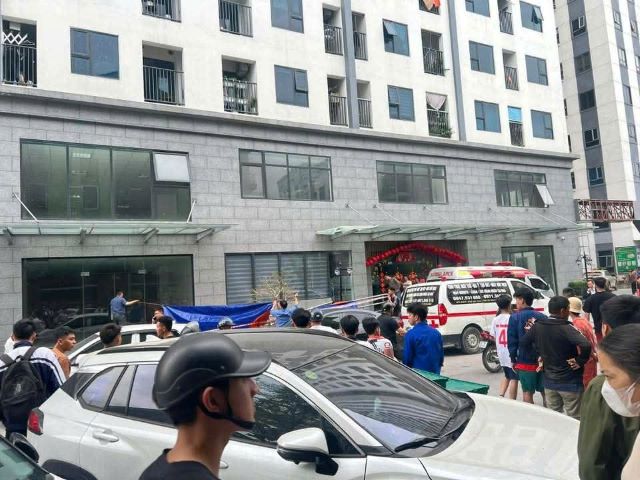 nguoi-phu-nu-roi-tu-tang-cao-chung-cu