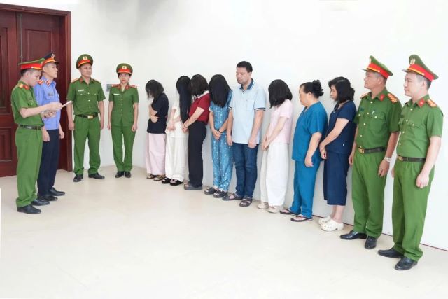 phong-kham-nghe-an-bom-sua-dau-nanh-hang-nghin-benh-nhan-2