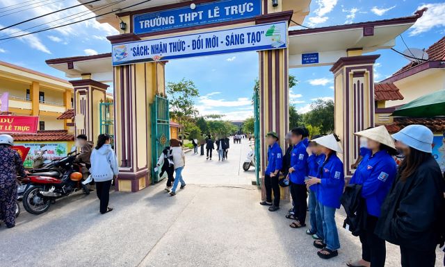 5-thi-sinh-gian-lan-thi-cu-truong-thpt-le-truc-quang-tri-duoc-dang-ky-thi-lai-vao-nam-2027-1