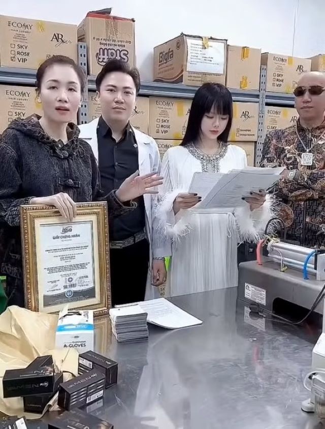 co-giao-huong-va-vo-chong-phu-le
