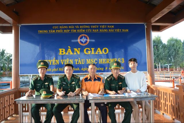 cuu-thuyen-vien-4