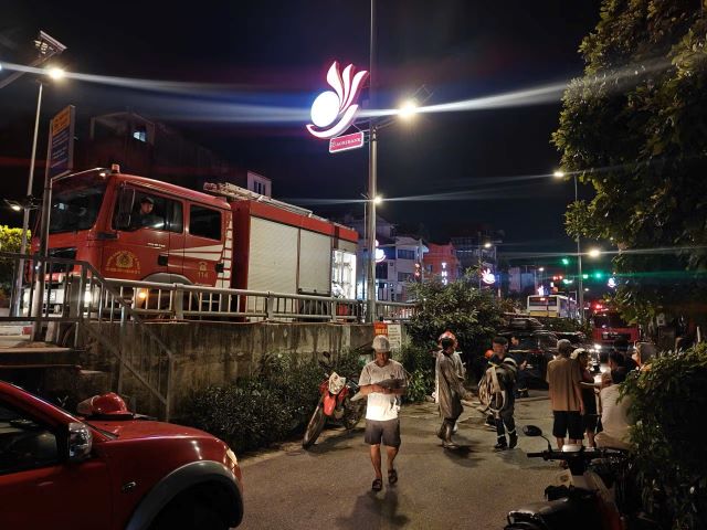 hien-truong-vu-chay-nha-ha-noi-3