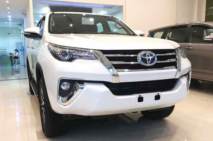 Toyota Fortuner bản cũ giảm sốc 230 triệu đồng, dân tình ‘nháo nhào’ tìm mua ảnh 2