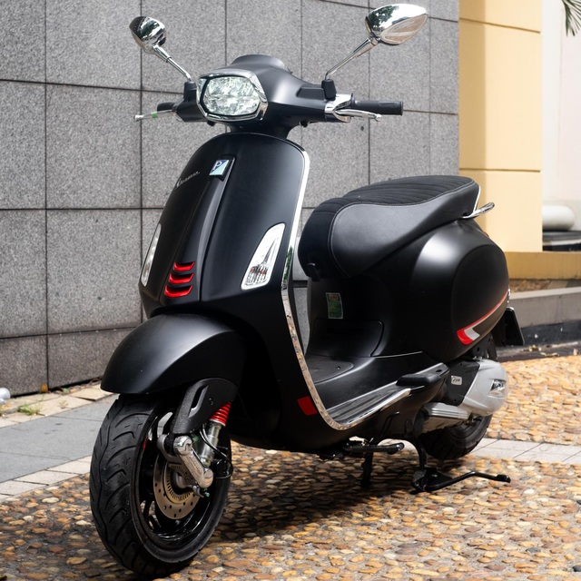 Vespa Sprint S phiên bản mới giá 90 triệu đồng, đối thủ đè bẹp Honda SH ảnh 3