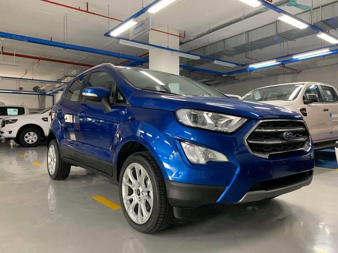 Ford EcoSport 2020 có gì đặc biệt khiến Kia Seltos, Honda HR-V, Hyundai Kona sợ ‘chết giun, chết dế’ ảnh 3