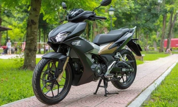 Sau Honda SH, hàng loạt xe máy giảm ‘sập sàn’: Honda Winner X, Blade thi nhau tung ưu đãi ảnh 1