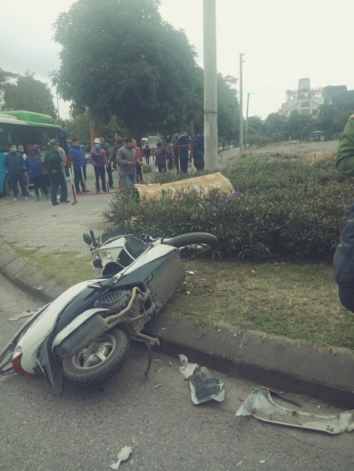 Nam thanh niên đi Honda Lead tử vong tại chỗ sau cú va chạm ‘động trời’ với xe buýt ảnh 2