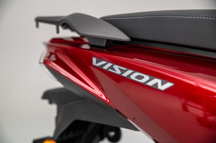 Chi tiết Honda Vision 2021 bản Châu Âu: Thiết kế đẹp long lanh, trang bị ngút ngàn như Honda SH ảnh 2