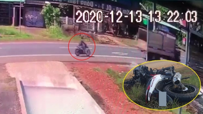 Người đàn ông lái Yamaha Exciter tử vong tại chỗ sau cú tông đuôi xe tải khiến dân tình hốt hoảng ảnh 1