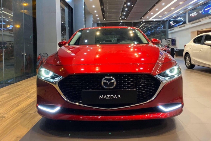 Mazda CX-5, Mazda3 ồ ạt giảm sốc tới cả trăm triệu đồng, cơ hội sở hữu xe ‘cực ngon’ cho khách Việt ảnh 1