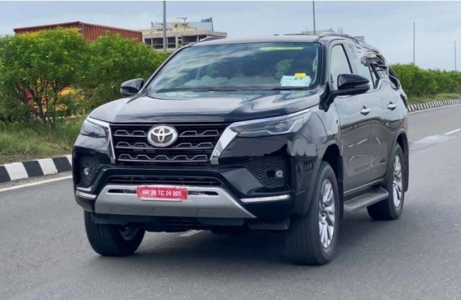 Toyota Fortuner 2021