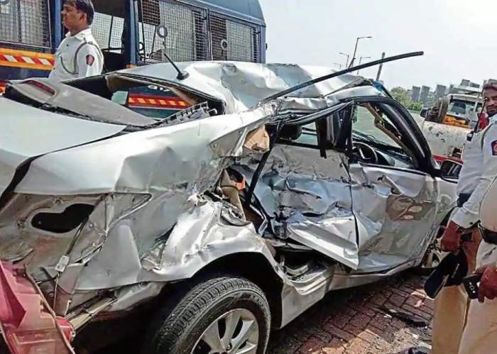 Hyundai Accent gặp tai nạn
