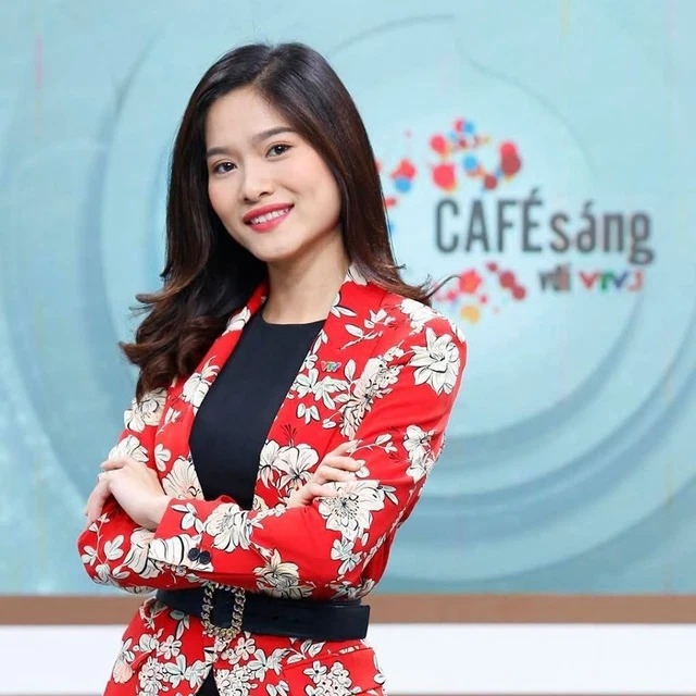 Noi-tiep-hoai-anh-them-1nu-btv-xinh-dep-tai-nang-thong-bao-chinh-thuc-roi-vtv-sau-7-nam-lam-viec