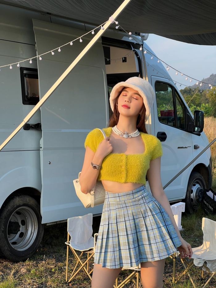 Diem-lai-nhung-lan-ngoc-trinh-bi-to-dung-hang-fake-du-o-nha-hon-50-ty-so-huu-xe-hang-chuc-ty-dong-6