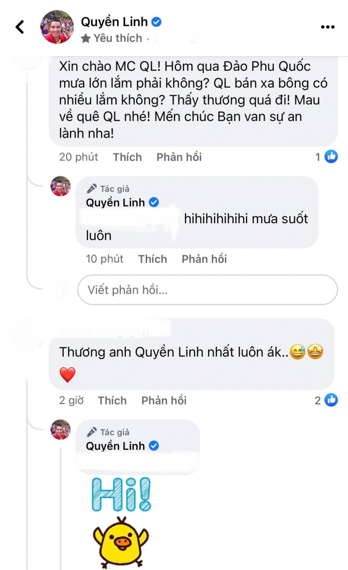 Chup-lai-canh-quyen-linh-dang-ban-nuoc-giat-o-cho-duoi-troi-mua-tam-ta-voi-khuon-mat-that-than-4