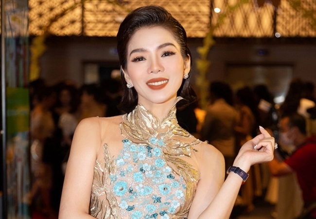 Sao-17-12-do-my-linh-kheo-leo-phan-hoi-tin-don-mang-thai-lam-khanh-chi-khoe-nhan-sac-goi-cam