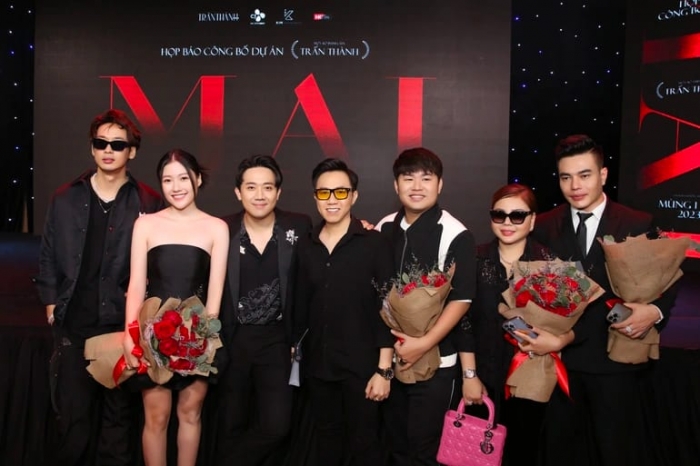 Khan-gia-xot-xa-khi-thay-canh-tran-thanh-mat-mui-bo-pho-than-met-moi-sau-khi-quay-phim-muoi