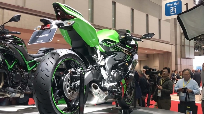 Mô tô cỡ nhỏ đầu tiên của Kawasaki Ninja ZX-25R sắp ra mắt ở Việt Nam?