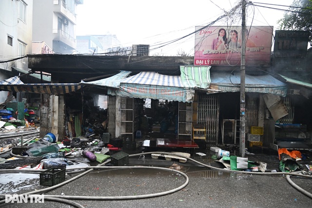 chay-cho-dinh-cong4jpg-1766452472946_11zon