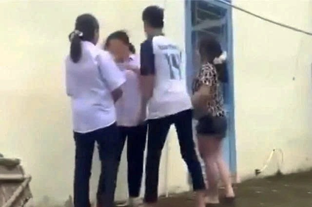 1-1766744484442393628820_11zon