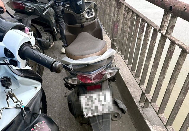 z7291792873916-a36633c3cc4152fcf5e2943efd8a5127-934