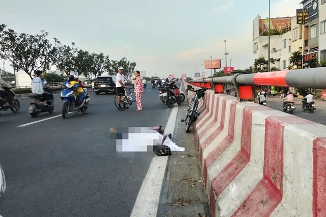 z73071006175259ddedc402929949f02eec15bb44d49bbjpg-1765243763615_11zon