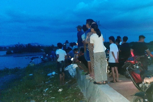 binh-dinh3-hoc-sinh-duoi-nuoc-khi-tam-songxuan-thuc-1jpg-edited-1750947703910_11zon