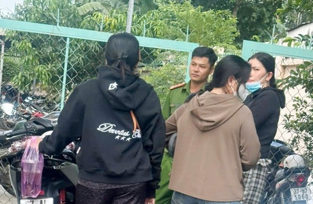 1763391797-hui1-81619-width698height455