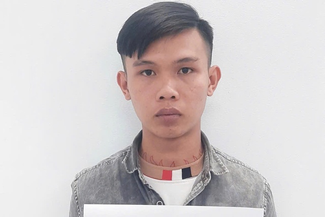 z7274410561681-cf192071dce5903b50092e4e2c1916fe-456