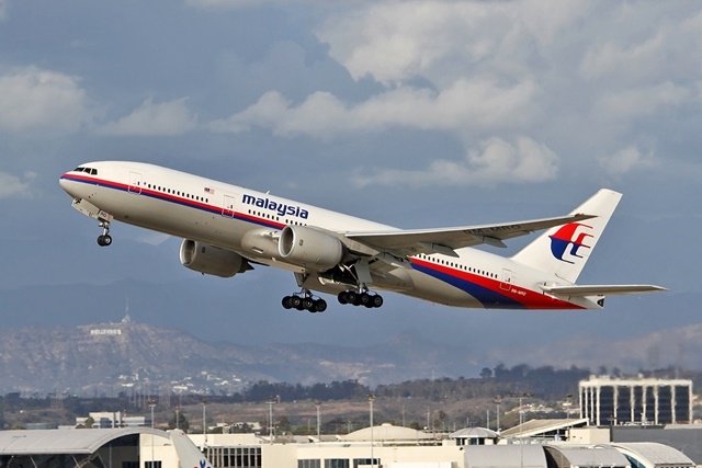 9M-MRO_Boeing_777_Malaysia_Airlines_October_2013