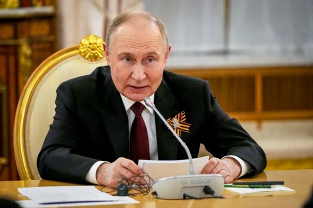 250510-putin-ch-1138-0b8af3_11zon