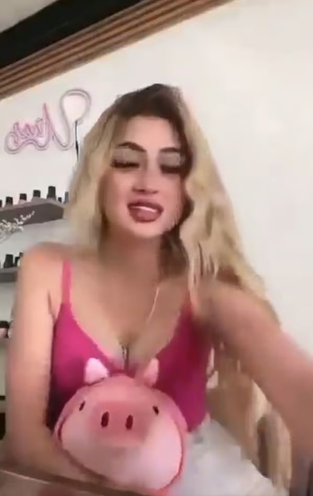 A-23-year-old-Mexican-social-media-influencer-has-been-shot-dead-while-live-streaming-on-TikTok-the_11zon
