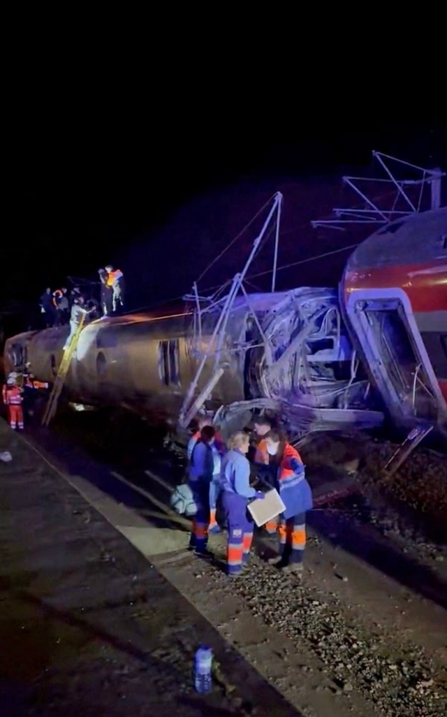 1-1768786699-74-width1242height1992