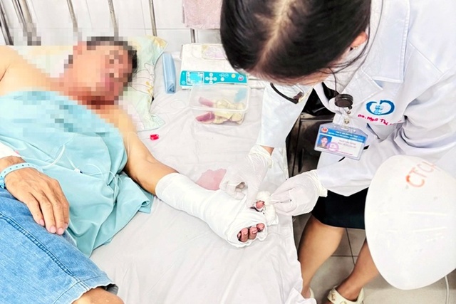 noi-ngon-tay-1-17709654211381102890561_11zon