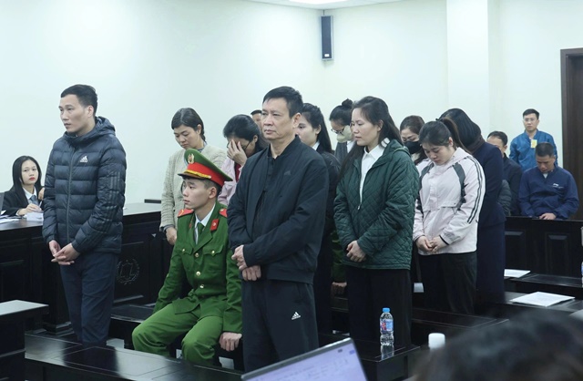 edit-buon-lau-vang1-17701863536211935208821_11zon