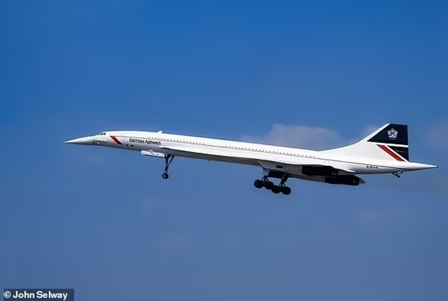 53402291-12478357-Concorde_was_the_world_s_first_supersonic_airliner_and_operated_-a-7_1734686768607_11zon