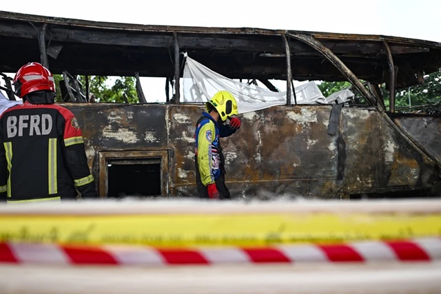 241001-thailand-bus-fire-mb-0937-126a1c_11zon