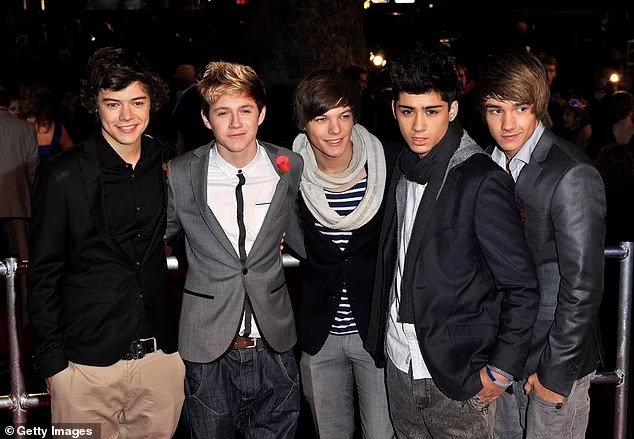 90944809-13968483-The_31_year_old_shot_to_fame_in_2010_on_XFactor_with_former_band-a-37_1729118529488_11zon