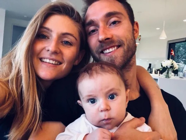 Sun_Instagram_image_download_chriseriksen8_143924jpg-JS709842436_11zon