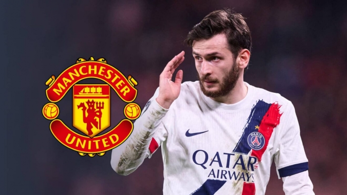 Tin chuyển nhượng 9/3: De Zerbi đồng &yacute; dẫn dắt MU; Man United k&iacute;ch hoạt bom tấn Kvaratskhelia?
