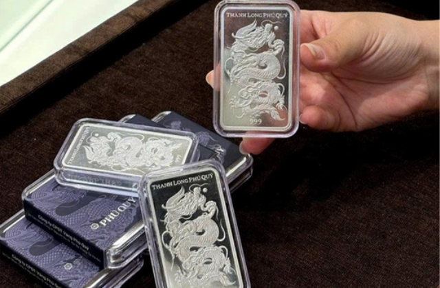 Thiết kế chưa c&oacute; t&ecirc;n (143)