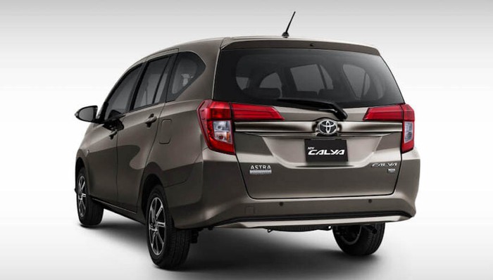 Mitsubishi Xpander ‘lo sốt vó’ trước đối thủ 232 triệu với thiết kế 'lấn át' Toyota Innova 2021 ảnh 3