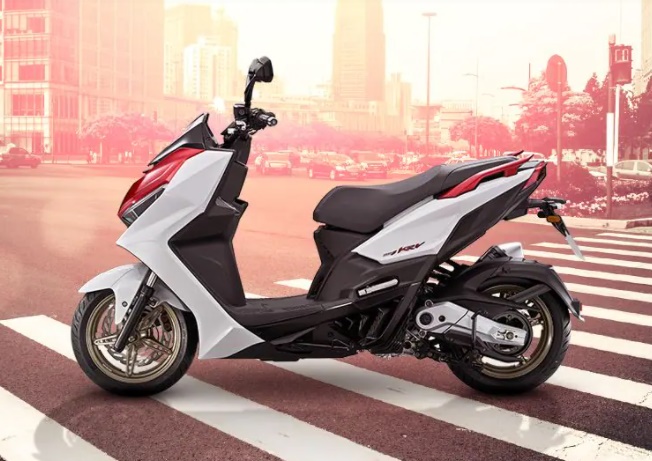 Mẫu xe ga có giá 76 triệu với sức mạnh 'vượt mặt' Honda SH 150i 2021, ngoại hình sang chảnh hết nấc ảnh 2