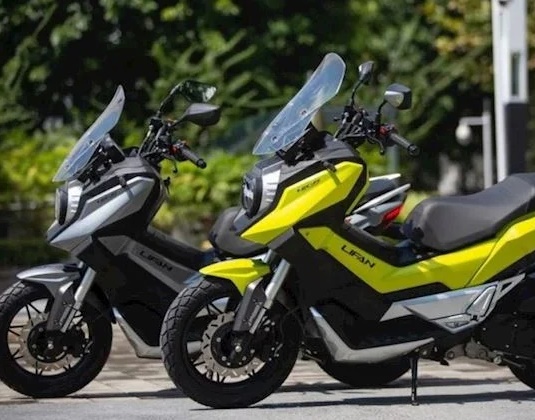 Chi tiết thần gió quyết hạ bệ Honda SH 150i: Trang bị bá đạo, ngoại hình ‘khá bảnh’ căng cực ảnh 3