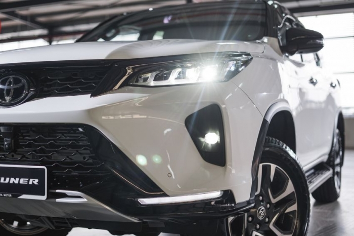 Toyota Fortuner, Innova thế hệ mới 2021 sắp ‘lên sàn’, quyết hạ gục Honda CR V, Mitsubishi Xpander ảnh 2