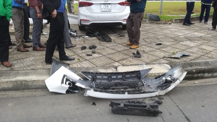 Hyundai Accent ‘rụng hàm’ sau cú tông động trời với Ford Fiesta khiến dân tình ngã ngửa ảnh 1