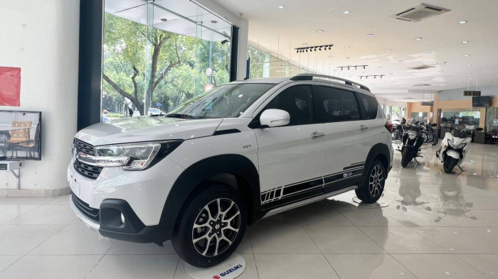 'Kỳ phùng địch thủ' Mitsubishi Xpander Cross 2022 ra mắt: Trang bị cực mê hút khách hơn Toyota Rush ảnh 3